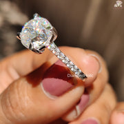 custom engagement rings