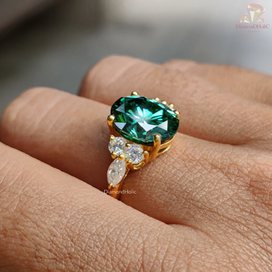 14K Solid Gold Green Moissanite Ring | Oval Cut Elegance
