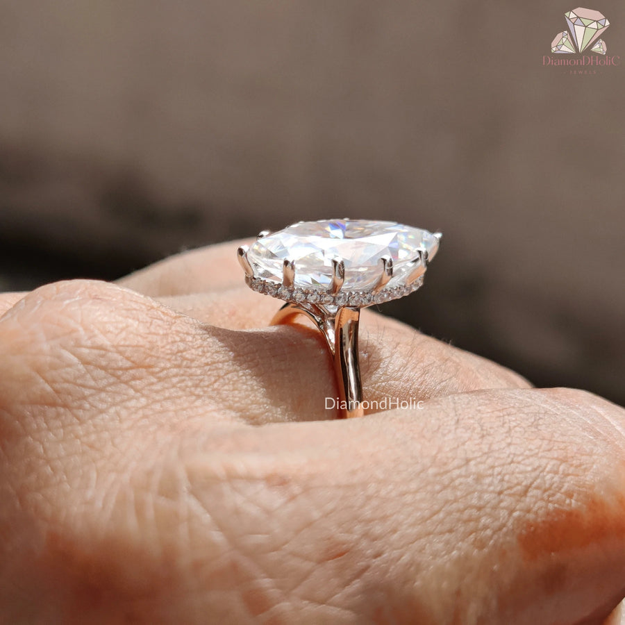 Moissanite Solitaire Ring
