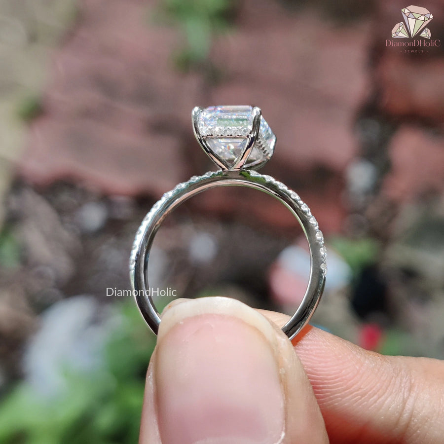 Moissanite Solitaire Wedding Ring
