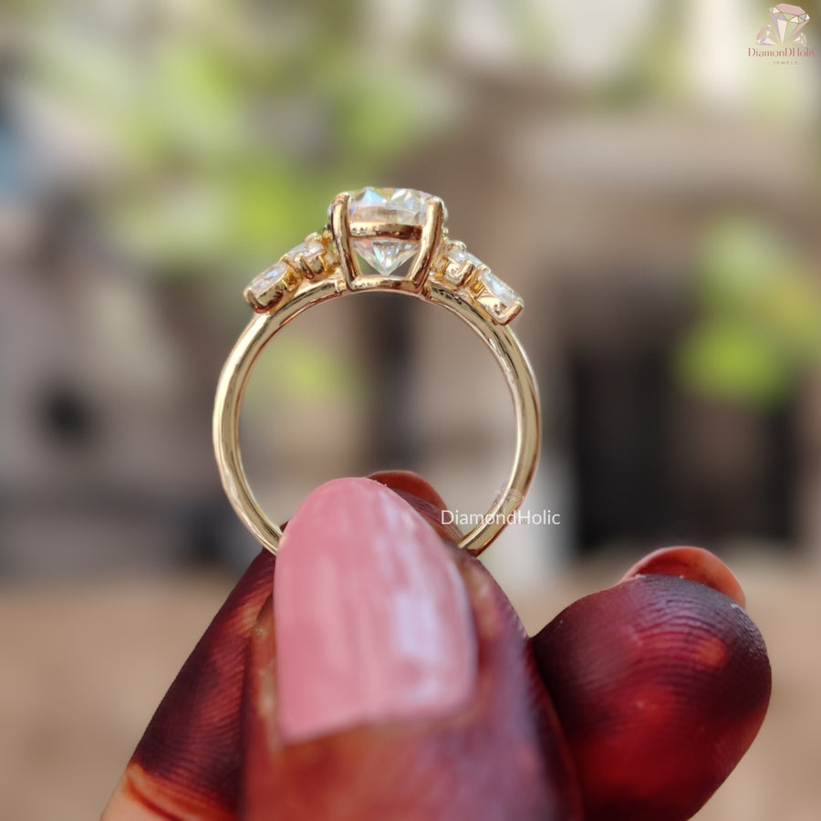 oval engagement ring