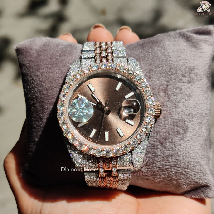 Sparkling Round Cut Diamond Watch
