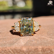 light green moissanite
