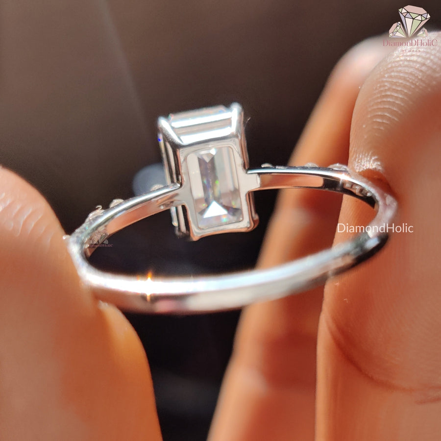 gift ring
