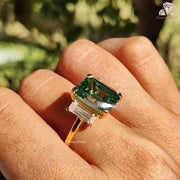 emerald engagement rings
