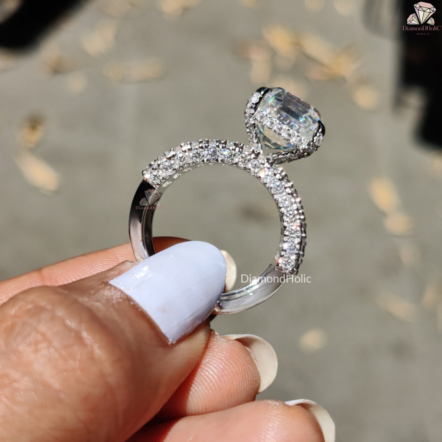 Antique Moissanite Diamond Ring