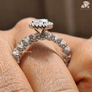 Stunning Pear Cut Moissanite Ring 