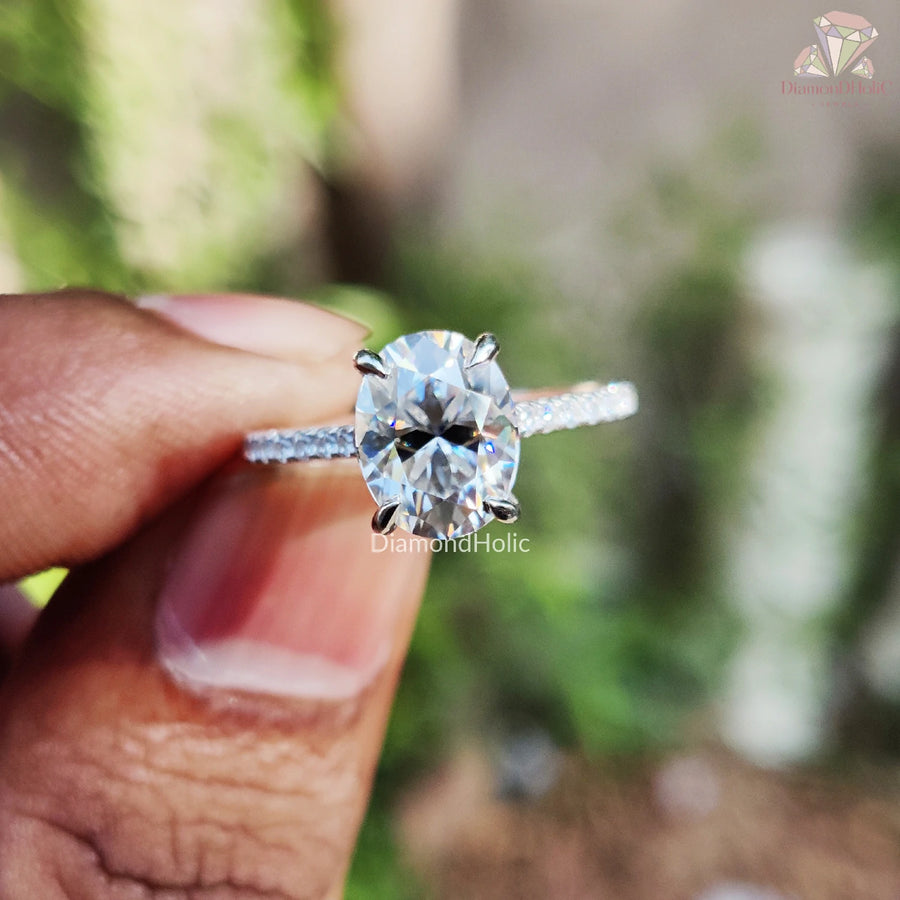 moissanite engagement rings
