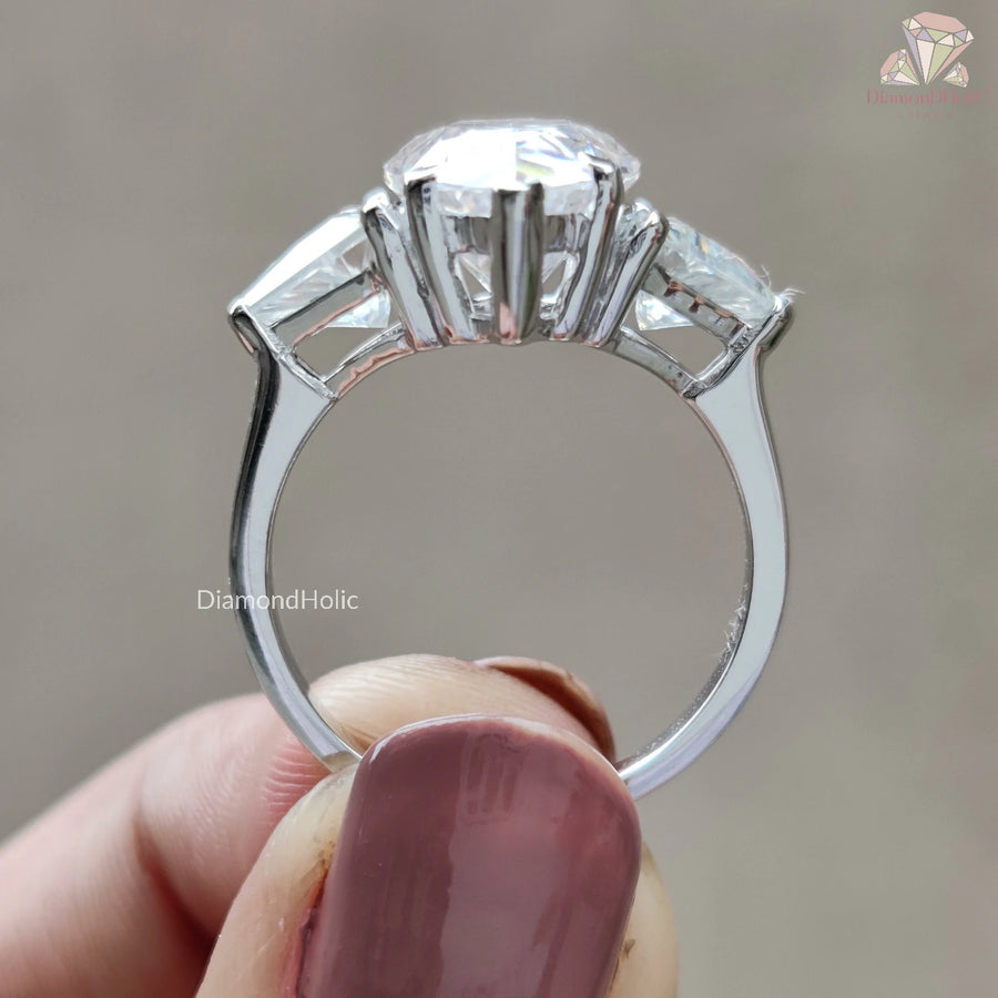 sparkling moissanite anniversary jewelry