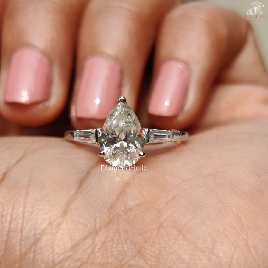 Three-Stone Pear Cut Moissanite Engagement Ring with Tapper Side Stones