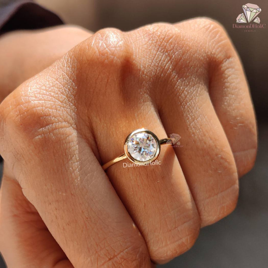 Solitaire Moissanite Ring
